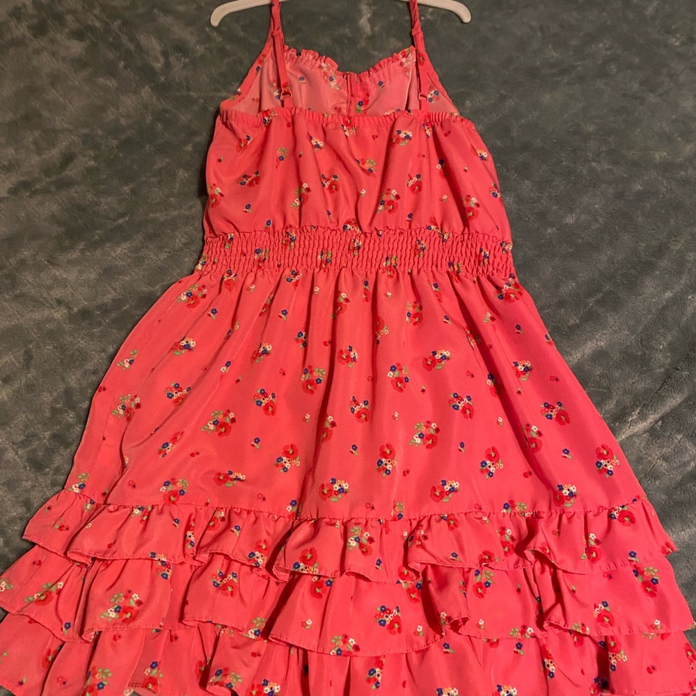 Beautiful Girl’s Dress - Picture 2 of 3